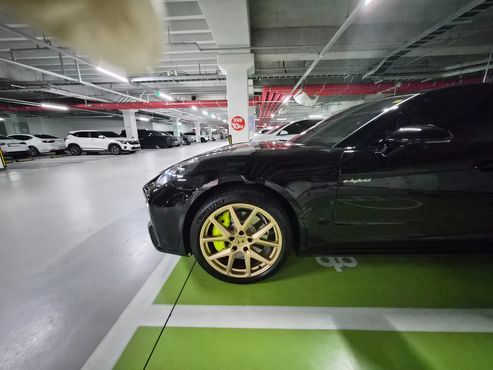 Porsche Panamera 2.9 AWD E-Hybrid — пробег 17 500 км — фото 5 из 5