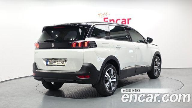 Peugeot 5008 1.2 Pure Tech Allure — пробег 32 935 км — фото 2 из 5