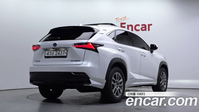 Lexus NX Supreme — пробег 67 765 км — фото 2 из 5