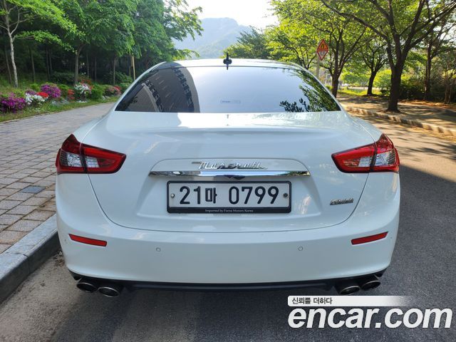 Maserati Ghibli из Кореи Encar