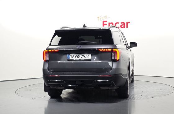Ford Explorer 2.3 ST-Line 4WD — пробег 27 294 км — фото 4 из 5
