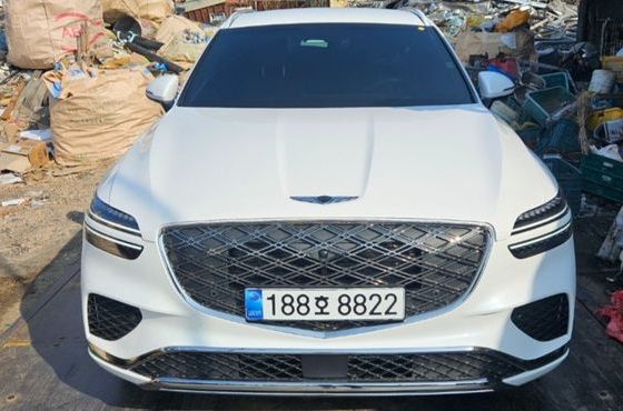 Genesis GV70 2.5T Gasoline 2WD — пробег 900 км — фото 1 из 5