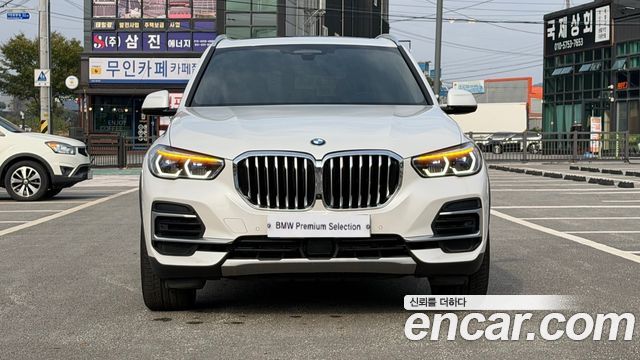 BMW X5 xDrive 40i xLine — пробег 76 579 км — фото 3 из 5