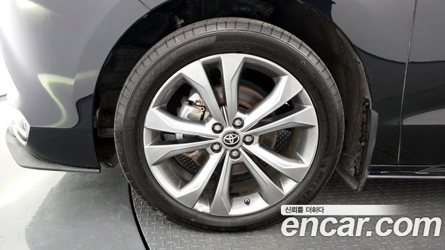 Toyota Sienna из Кореи Encar