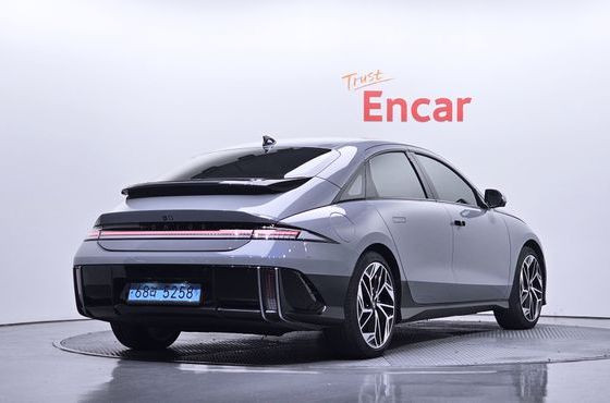 Hyundai Ioniq6 Long Range Prestige — пробег 34 705 км — фото 2 из 5
