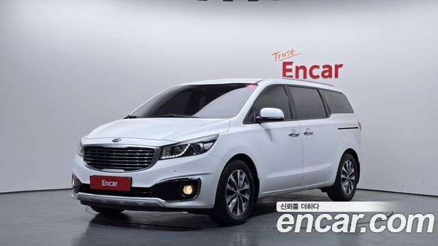 Kia Carnival 9-seater Luxury — пробег 199 321 км — фото 1 из 5