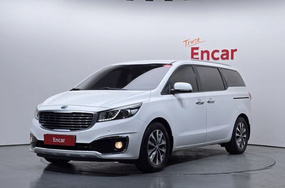 Kia Carnival 9-seater Luxury — пробег 199 321 км — фото 1 из 5