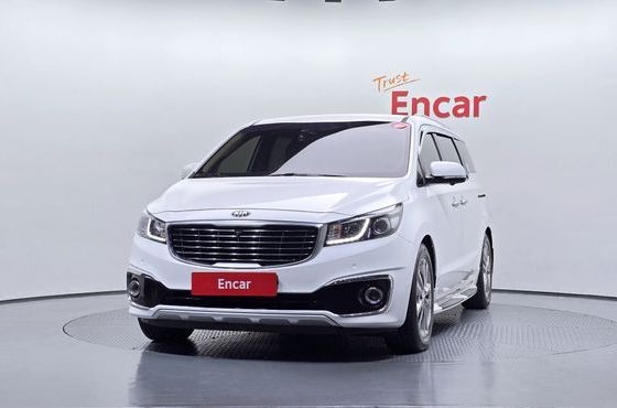 Kia Carnival 9-seater Prestige — пробег 130 241 км — фото 3 из 5
