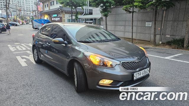 Kia K3 Luxury — пробег 180 000 км — фото 3 из 5
