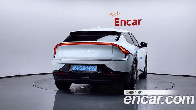 Kia EV6 из Кореи Encar