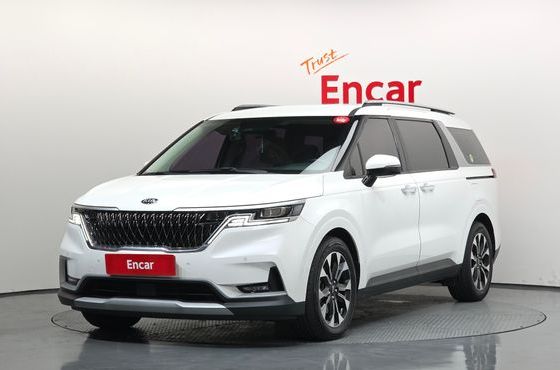 Kia Carnival 9-Seater Prestige — пробег 114 103 км — фото 1 из 5