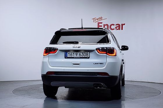 Jeep Compass 2.4 limited 2WD — пробег 56 395 км — фото 4 из 5