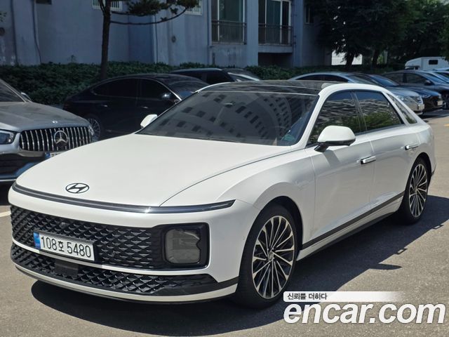 Hyundai Grandeur Honors — пробег 12 000 км — фото 1 из 5