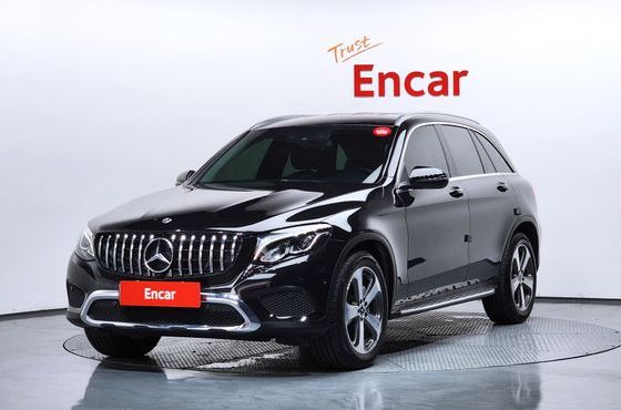Mercedes-Benz GLC-Class GLC300 4MATIC — пробег 76 930 км — фото 1 из 5