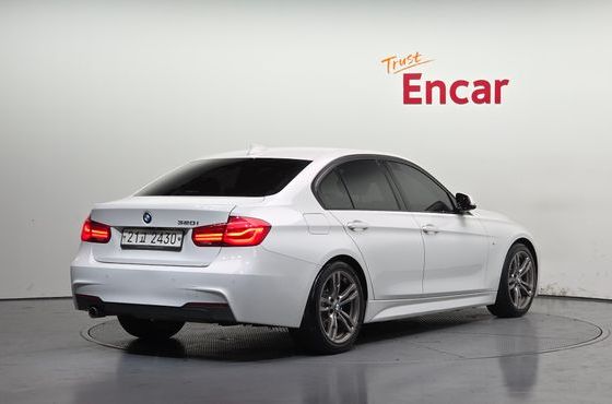 BMW 3-Series 320i M Sport — пробег 122 641 км — фото 2 из 5