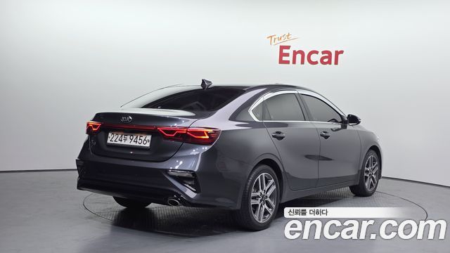 Kia K3 из Кореи Encar