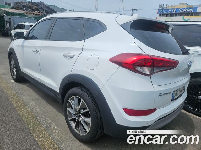 Hyundai Tucson Diesel 2.0 2WD Premium — пробег 156 000 км — фото 3 из 5