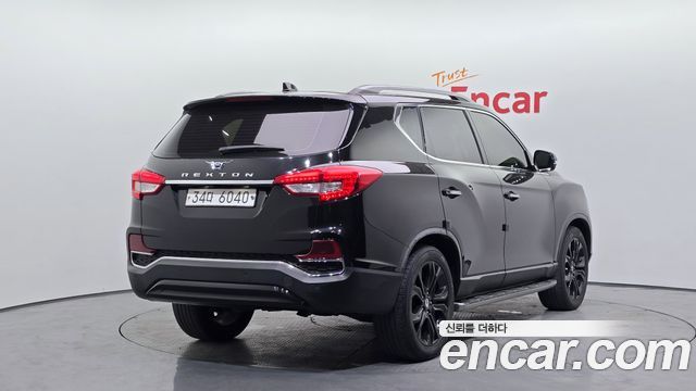 Ssangyong Rexton из Кореи Encar