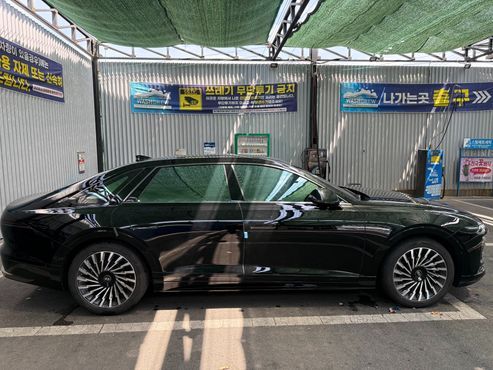 Hyundai Grandeur 2,5 Gasoline 2WD Calligraphy — пробег 22 000 км — фото 3 из 5