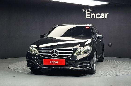 Mercedes-Benz E-Class E220 Bluetec Avantgarde — пробег 124 811 км — фото 3 из 5