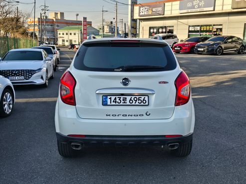 Ssangyong KORANDO 2.2 RX 2WD SUP — пробег 121 275 км — фото 4 из 5