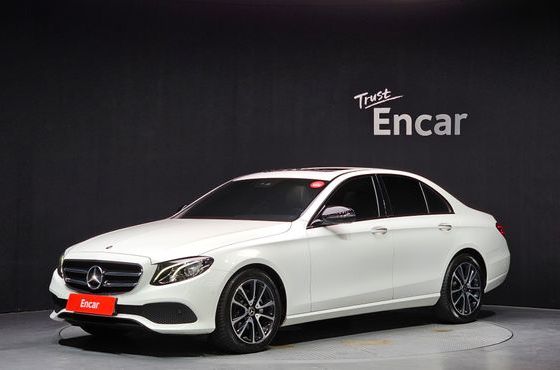 Mercedes-Benz E-Class E250 Avantgarde — пробег 70 696 км — фото 1 из 5