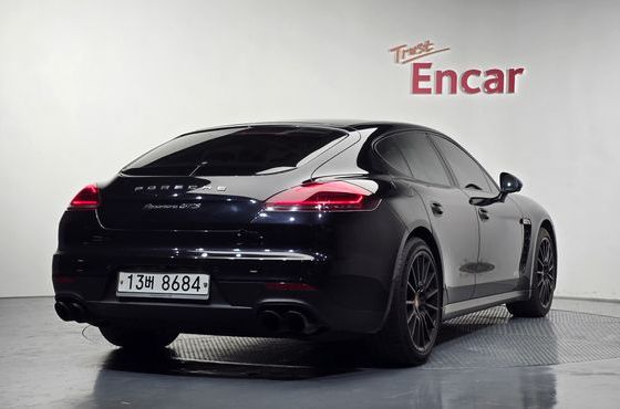 Porsche Panamera 4.8 GTS 970 — пробег 109 990 км — фото 2 из 5