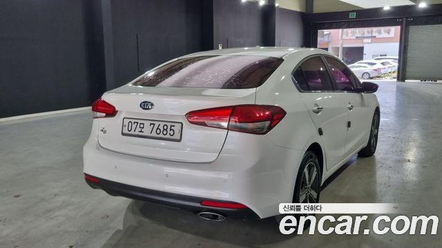 Kia K3 Trendy Style — пробег 148 000 км — фото 3 из 5