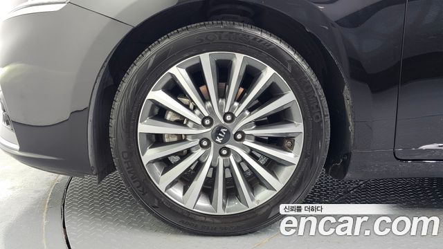Kia K7 из Кореи Encar