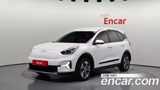 Kia Niro Earth — пробег 117 592 км — фото 1 из 5