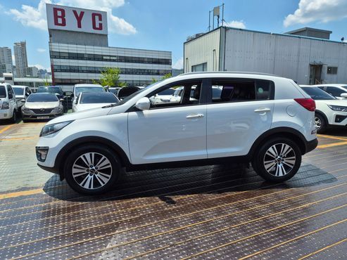 Kia Sportage Diesel 2WD W Special — пробег 94 727 км — фото 3 из 5