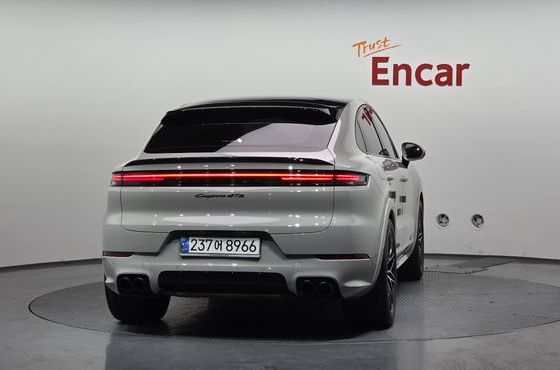 Porsche Cayenne 4.0 GTS Coupe — пробег 18 436 км — фото 4 из 5