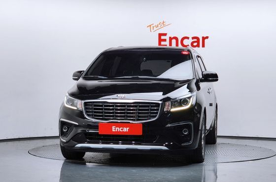 Kia Carnival 9-Seater Prstige — пробег 98 716 км — фото 3 из 5