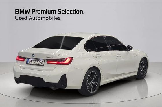 BMW 3-Series 320i M Sport — пробег 43 511 км — фото 2 из 5