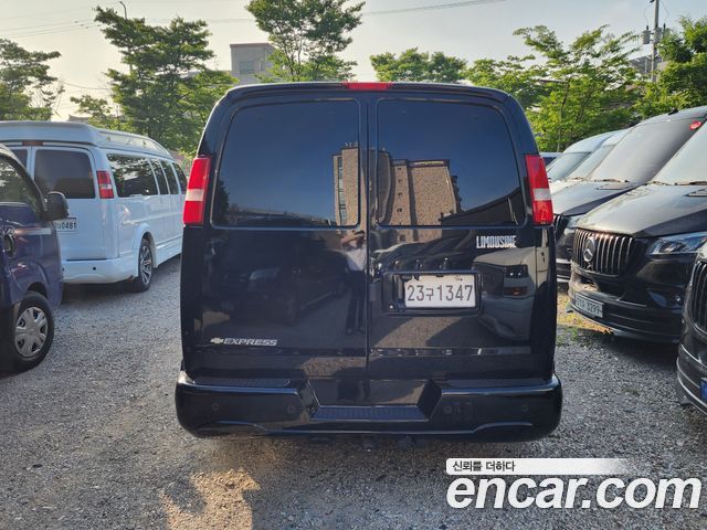 Chevrolet Express Van 6.0 — пробег 58 110 км — фото 4 из 5