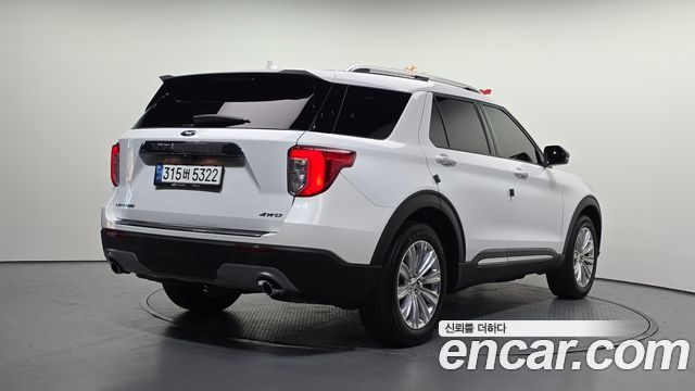 Ford Explorer 2.3 LimIted 4WD — пробег 51 645 км — фото 2 из 5