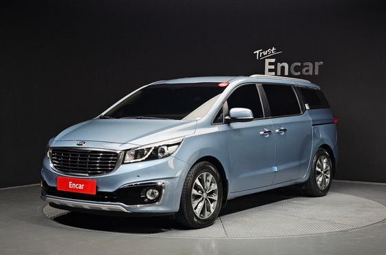 Kia Carnival 9-seater Luxury — пробег 116 947 км — фото 1 из 5