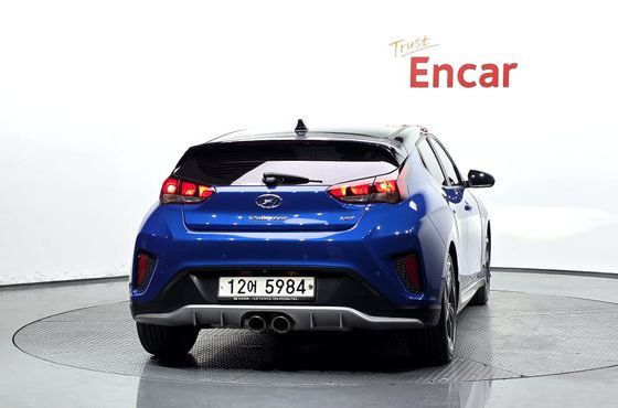 Hyundai Veloster 1.6 Turbo Sport — пробег 121 478 км — фото 4 из 5