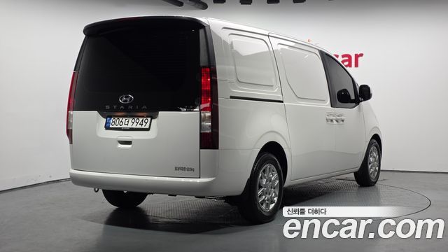 Hyundai Staria из Кореи Encar