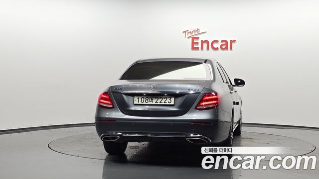 Mercedes-Benz E-Class из Кореи Encar