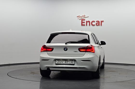 BMW 1-Series 118d Sport 5Door — пробег 66 332 км — фото 4 из 5