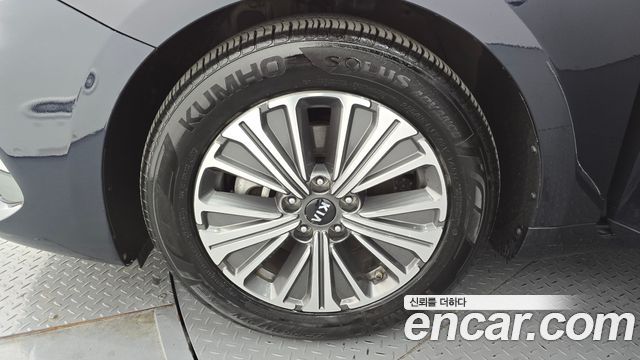 Kia K7 из Кореи Encar