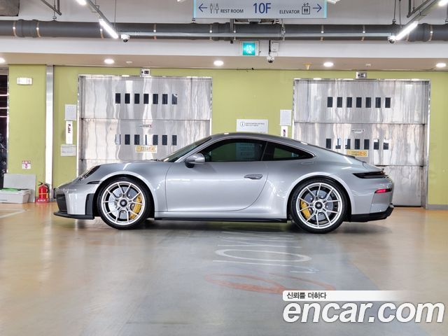 Porsche 911 GT3 Touring — пробег 800 км — фото 2 из 5