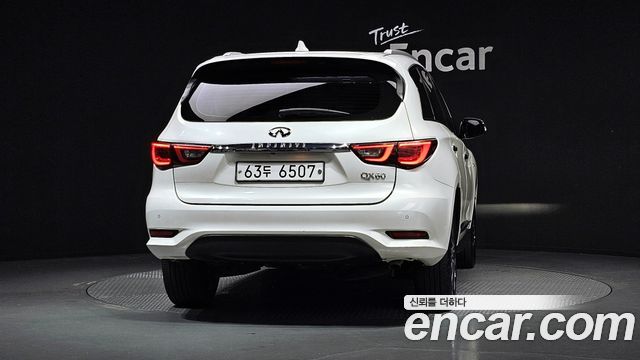 Infiniti QX60 3.5 AWD — пробег 133 514 км — фото 4 из 5