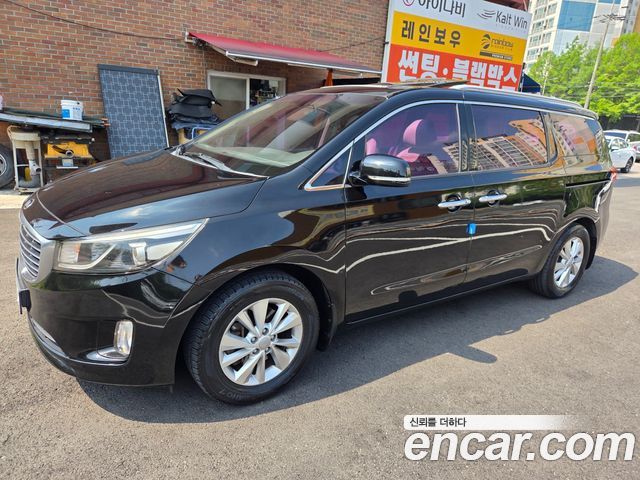 Kia Carnival 11-seater Luxury — пробег 174 649 км — фото 4 из 5