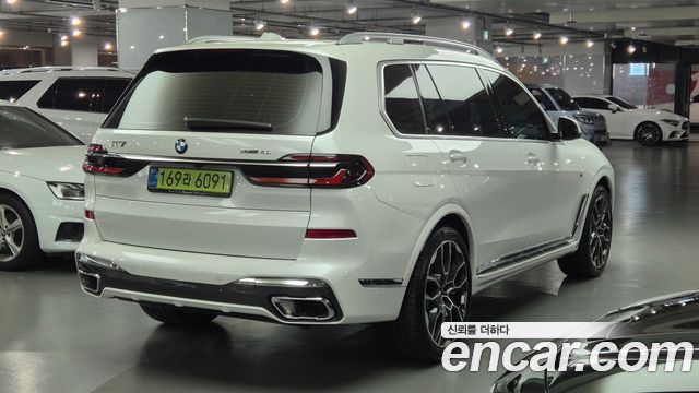 BMW X7 xDrive 40i M Sport 6STR — пробег 10 156 км — фото 4 из 5