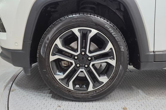Jeep Compass 2.4 Limitied AWD — пробег 40 813 км — фото 5 из 5
