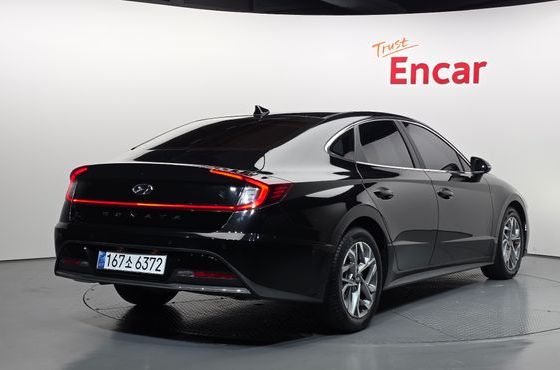 Hyundai Sonata 2.0 Premium Family — пробег 93 916 км — фото 2 из 5