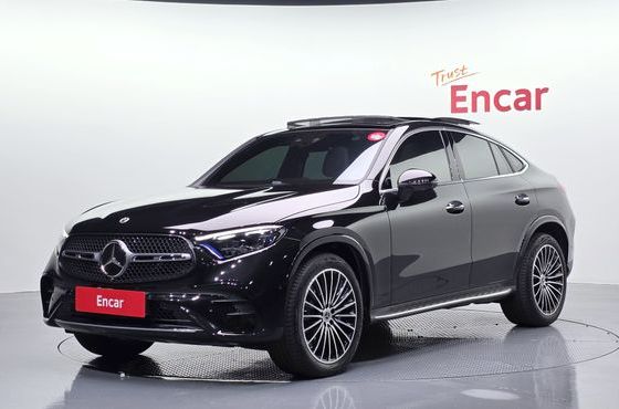 Mercedes-Benz GLC-Class GLC300 4MATIC Coupe — пробег 14 889 км — фото 1 из 5