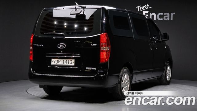 Hyundai Starex Van 3-Seater Smart — пробег 141 862 км — фото 2 из 5